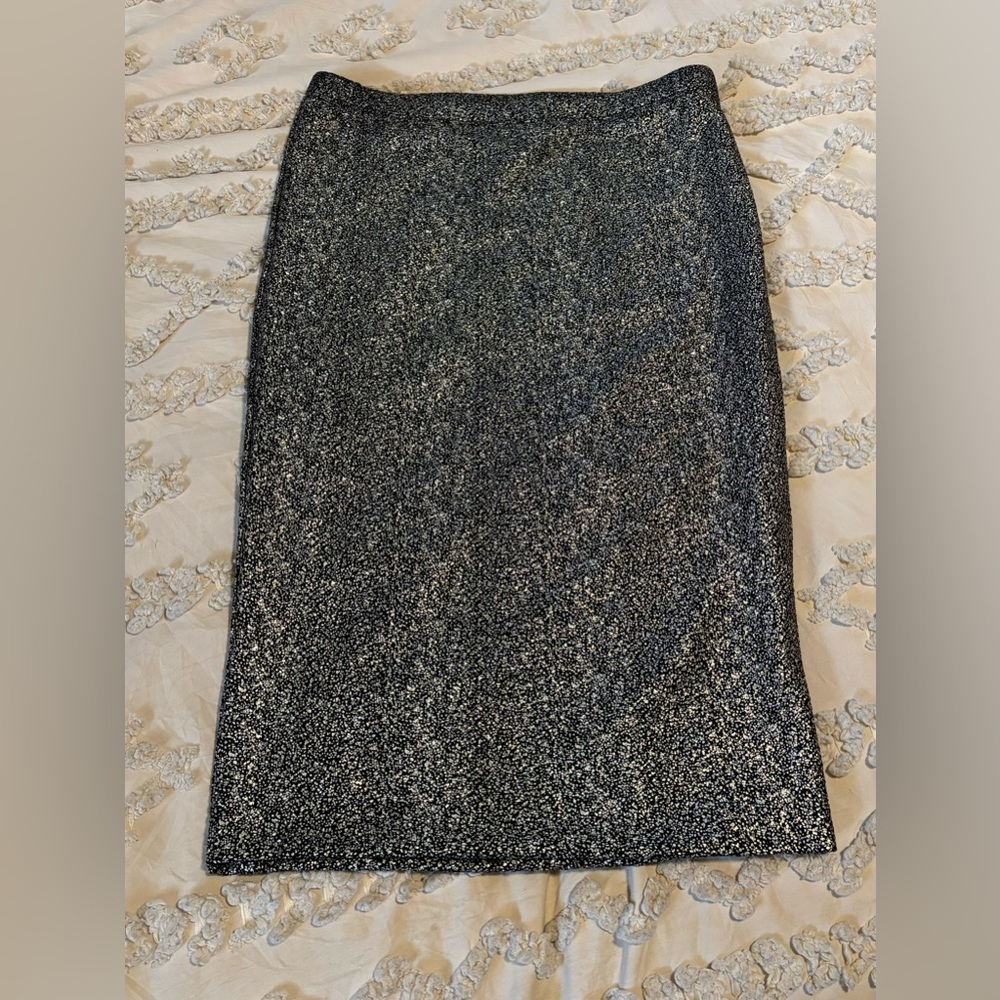 Wiggle skirt